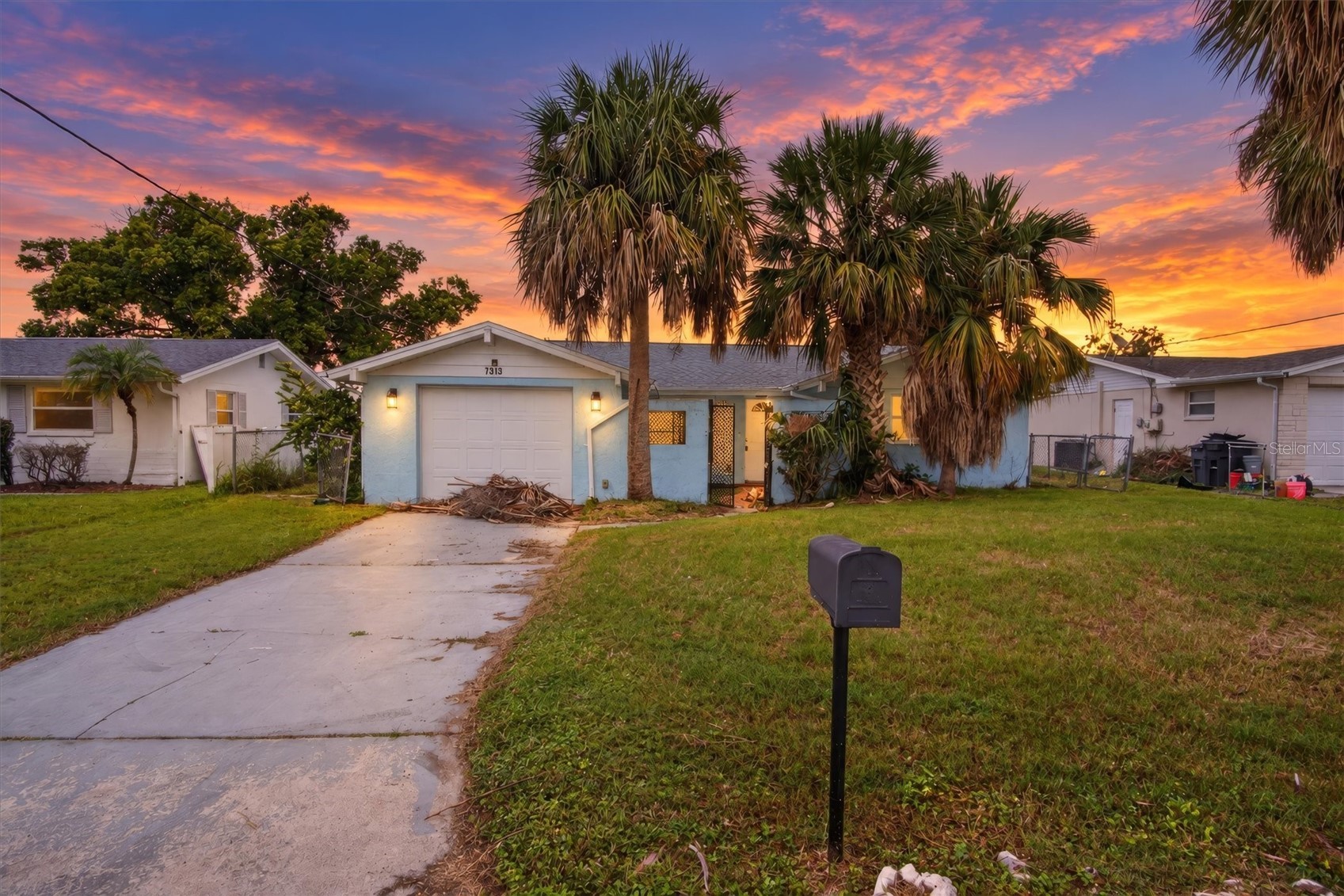 7313 MAKO Drive, Hudson, FL, 34667 — assumable FHA mortgage at 5.25%