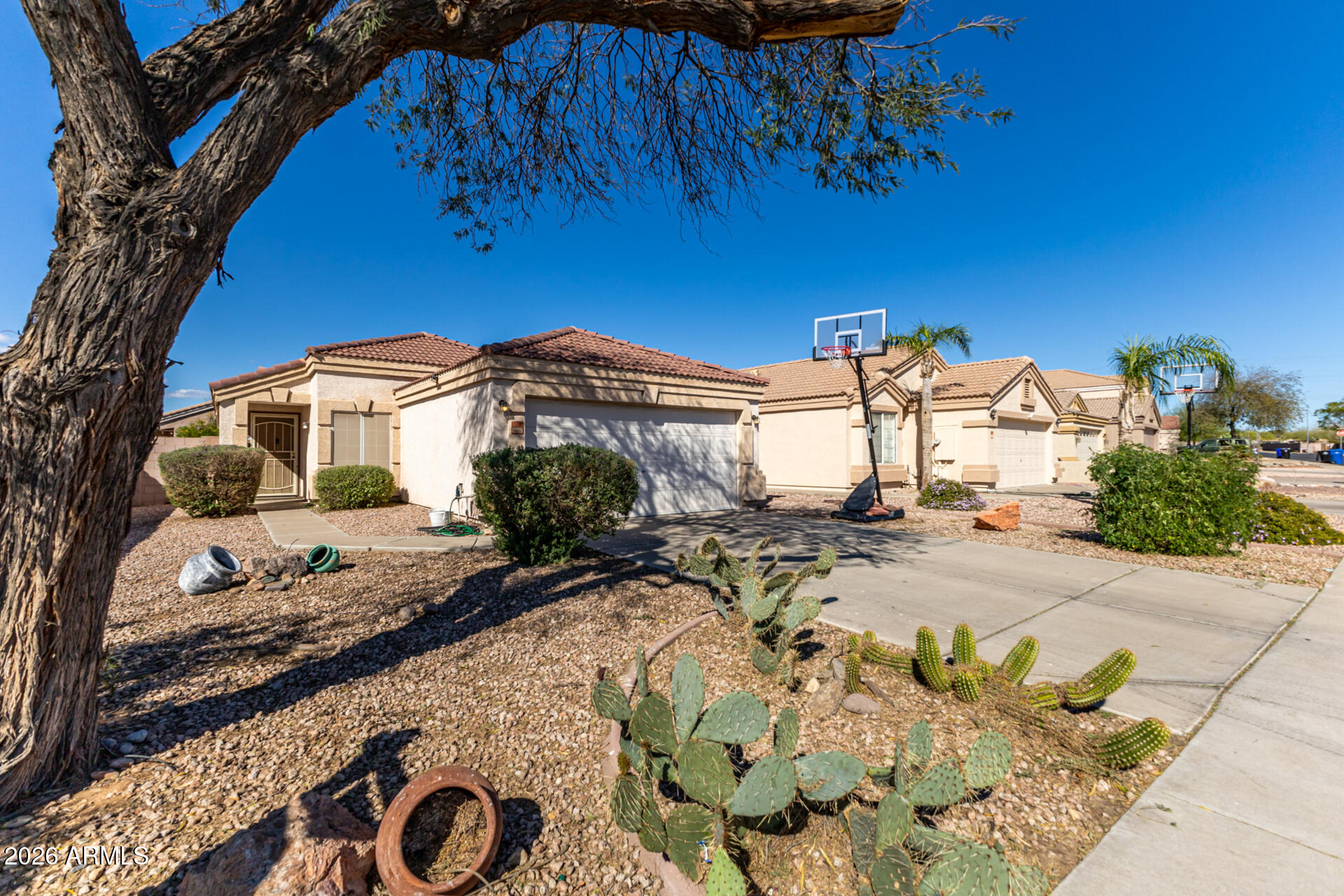 11340 MADISEN ELLISE Drive, Surprise, AZ, 85378 — assumable FHA mortgage at 5.81%