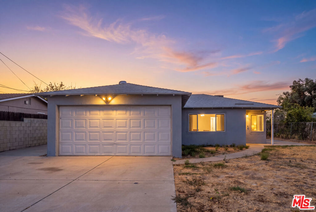 42215 52nd Street, Lancaster, CA, 93536 — assumable FHA mortgage at 7.29%