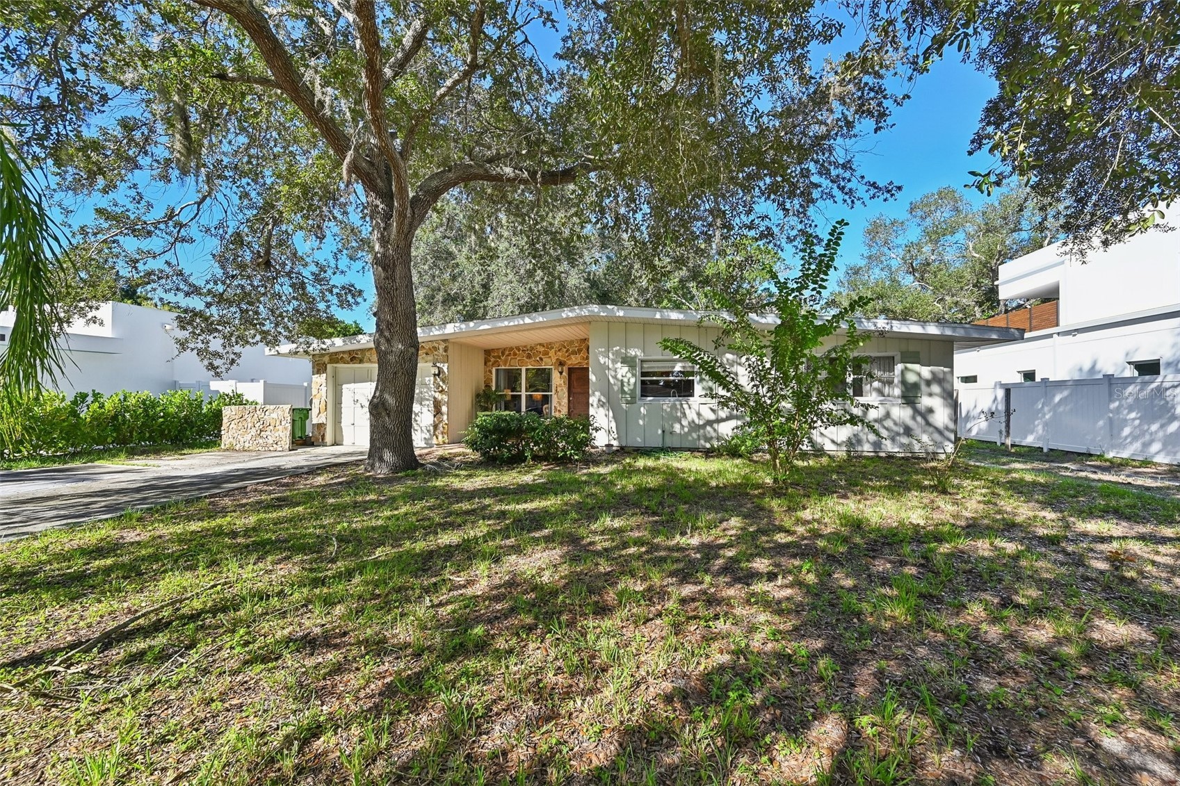 2110 EUCLID Terrace, Sarasota, FL, 34239 — assumable FHA mortgage at 3.76%