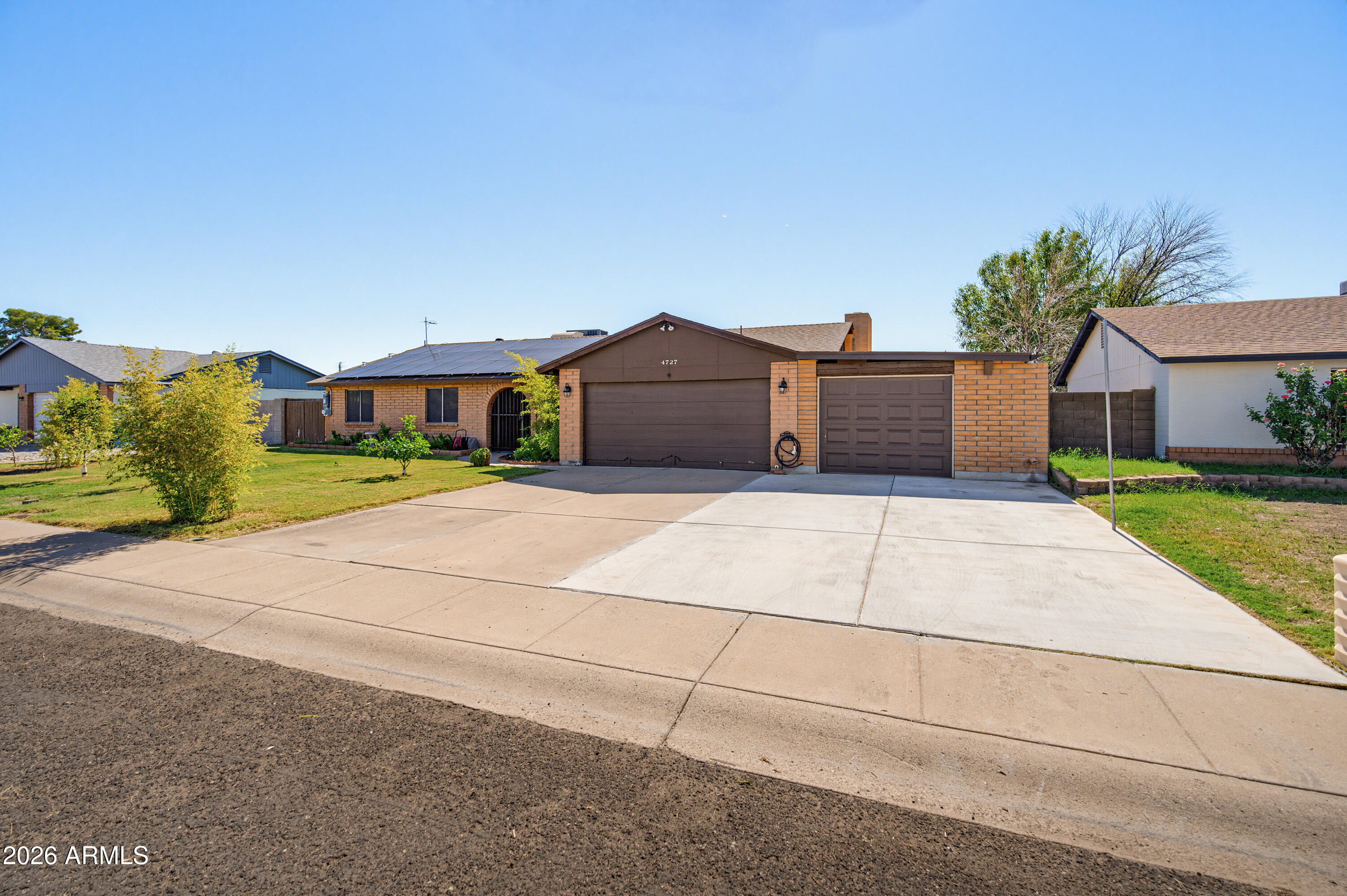 4727 ROSEWOOD Drive, Glendale, AZ, 85304 — assumable FHA mortgage at 6.95%