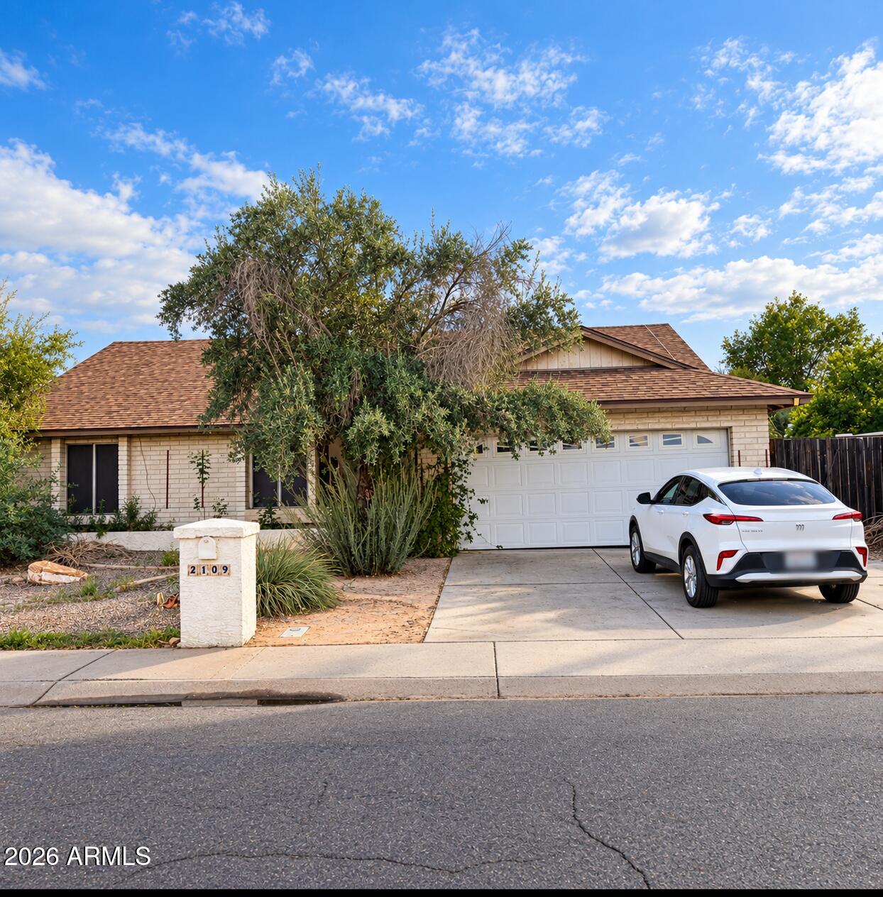 2109 SILVERGATE Drive, Chandler, AZ, 85224 — assumable FHA mortgage at 5.77%