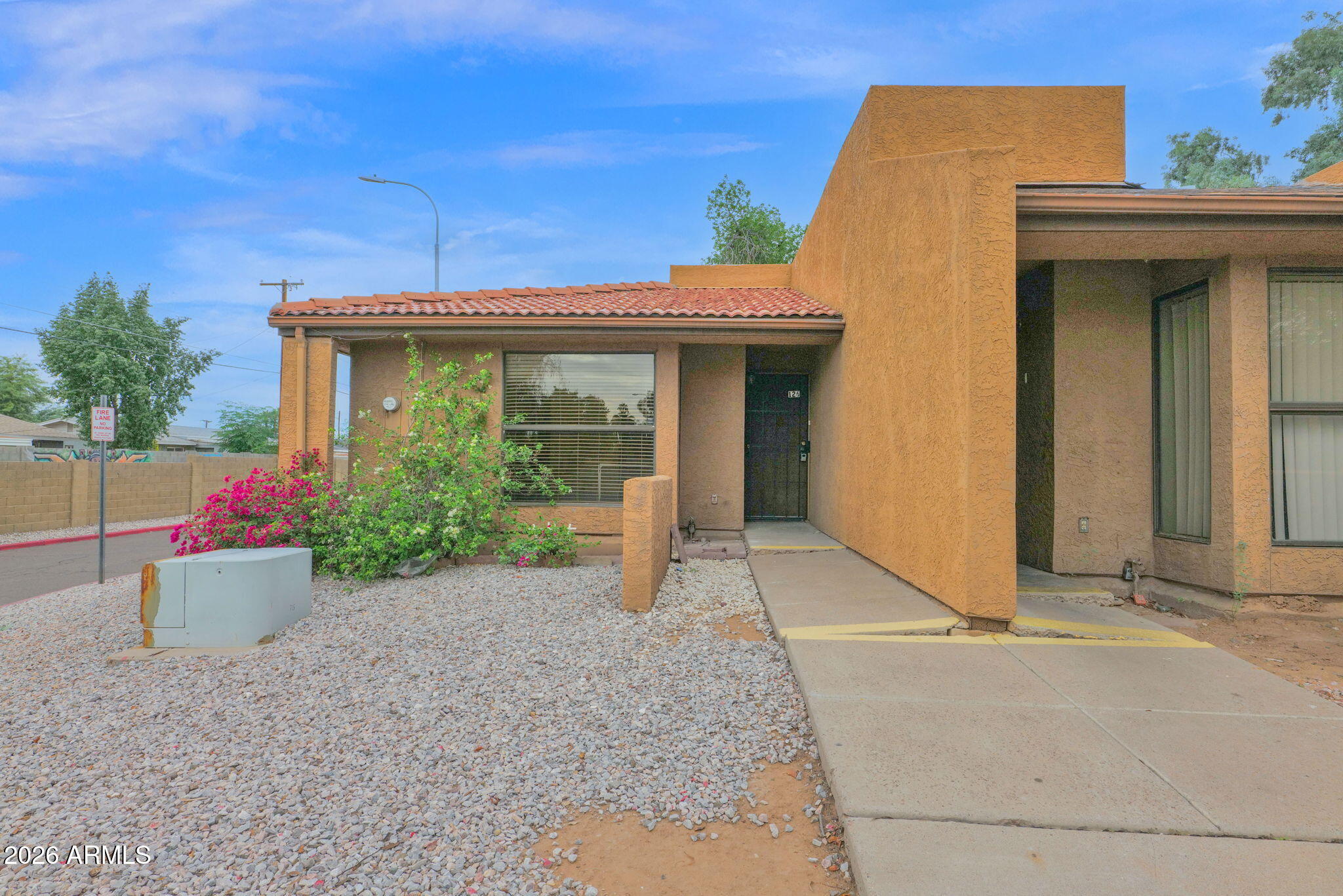 3228 GLENDALE Avenue #126, Phoenix, AZ, 85051 — assumable FHA mortgage at 2.90%